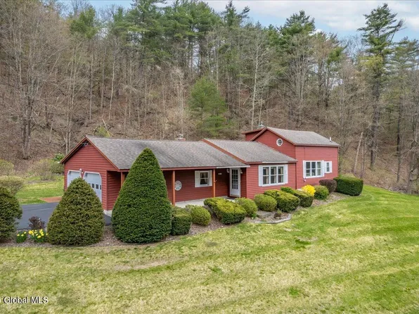 5074 Indian Fields Road, Feura Bush, NY 12067