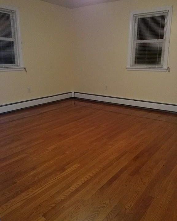 2nd image of 135 Willard St APT 6