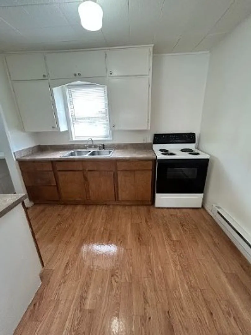 Redmond Duplex — Photo 2