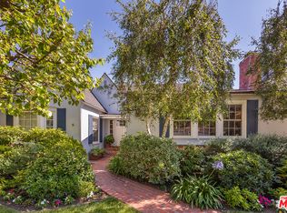 9110 Larke Ellen Cir, Los Angeles, CA 90035