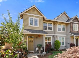 19033 Village Blvd, Sandy, OR 97055