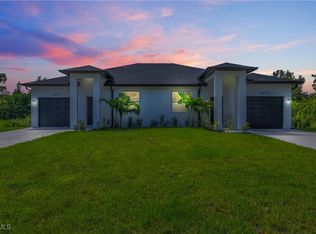 4657/4659 24th St SW, Lehigh Acres, FL 33973