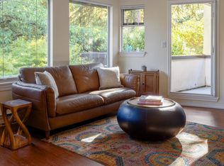 2015 W 3rd Ave Unit 9, Vancouver, BC V6J 1L4