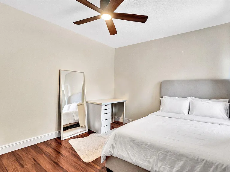 10310 Santiago St — Photo 51