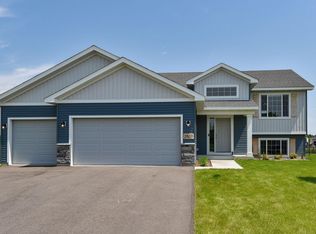 2501 Pioneer Trl, Buffalo, MN 55313