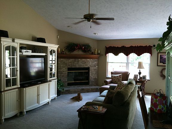 3rd image of 36640 Garretts Cove Dr