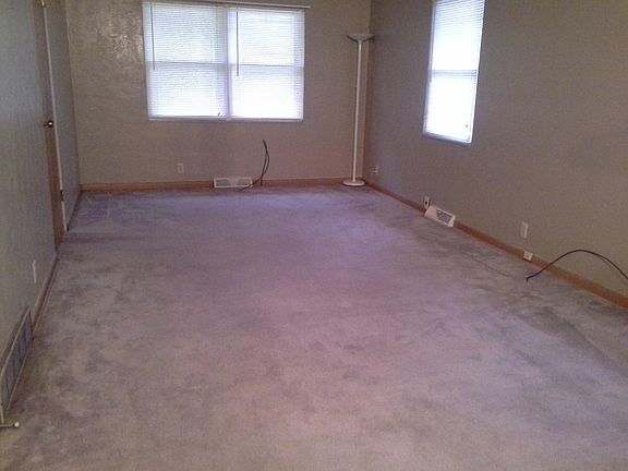 4th image of 519 S Huttig Ave