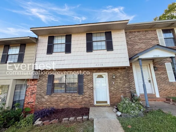 2358 Grayson Valley Cir, Birmingham, AL 35235