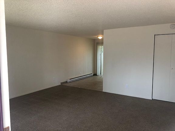 4th image of 3306 E 18th St APT 3