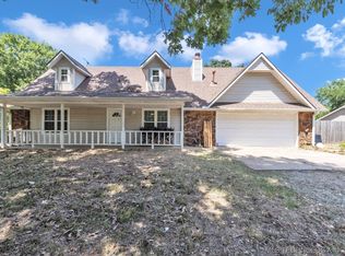 14365 E Glenwood Dr, Claremore, OK 74019