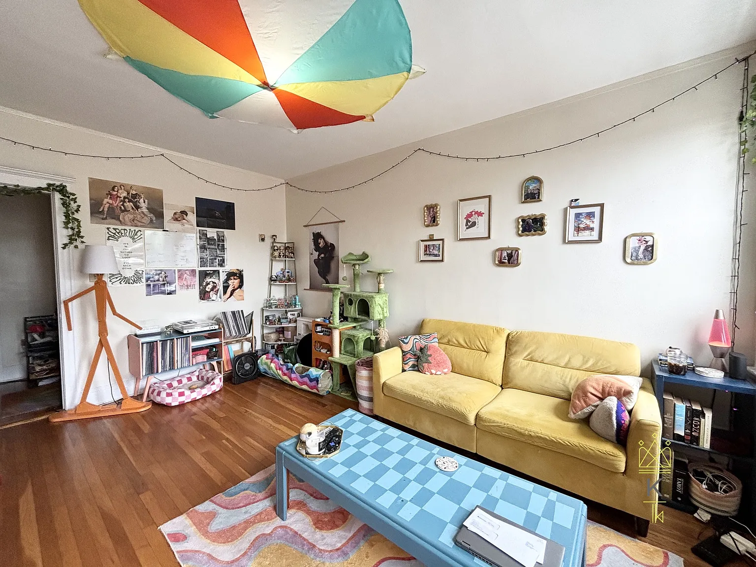 2 bed, 1.0 bath, $2,850 — Photo 3