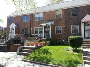 6726 Utopia Pkwy, Fresh Meadows, NY 11365