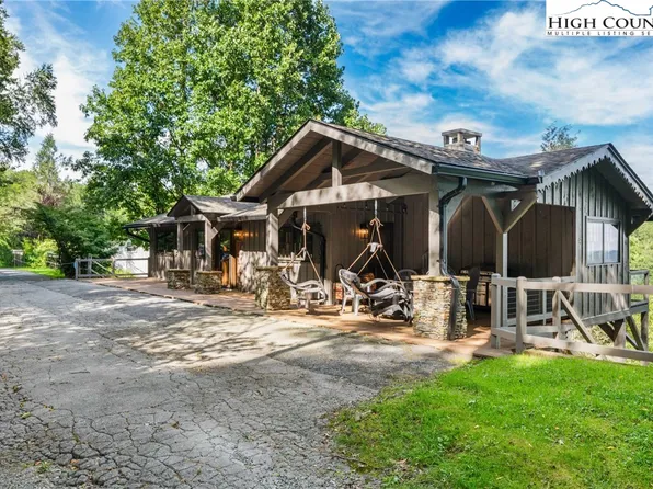 8015 Cloud Forest Lane, Blowing Rock, NC 28605