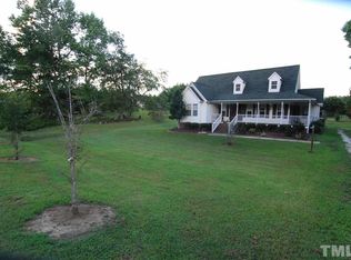106 Redbud Dr, Clayton, NC 27520