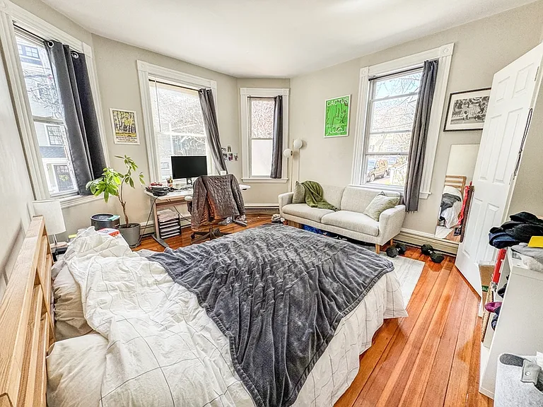 589 Franklin St #1 — Photo 6