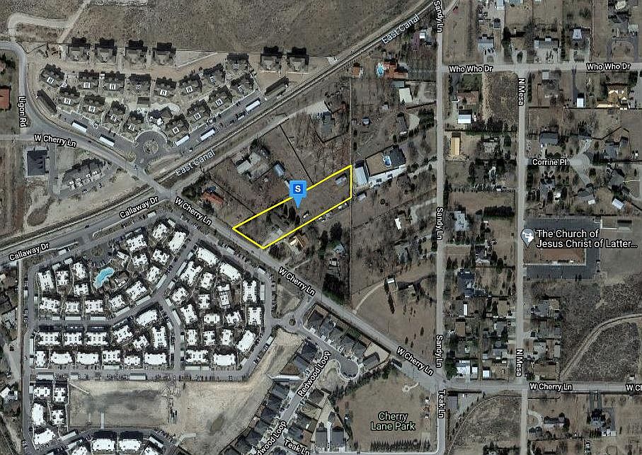 1st image of 720 W Cherry Ln