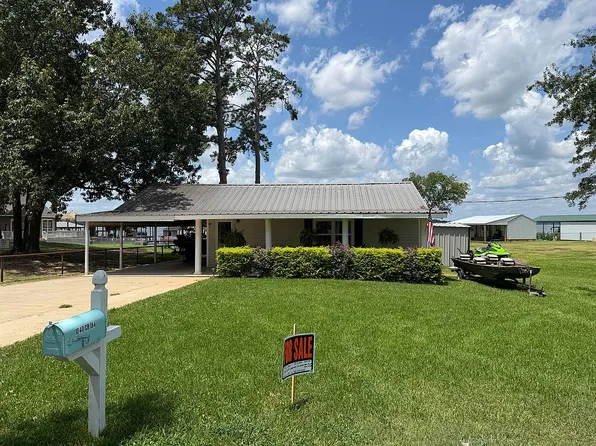 1040 County Road 184, Carthage, TX 75633