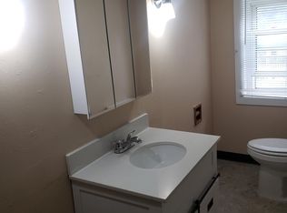 886 Davistown Rd, Blackwood, NJ 08012