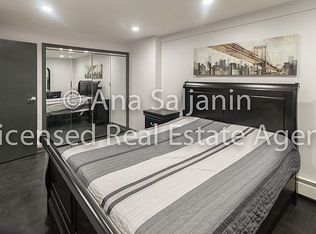 32-28 42nd St #R, Astoria, NY 11103