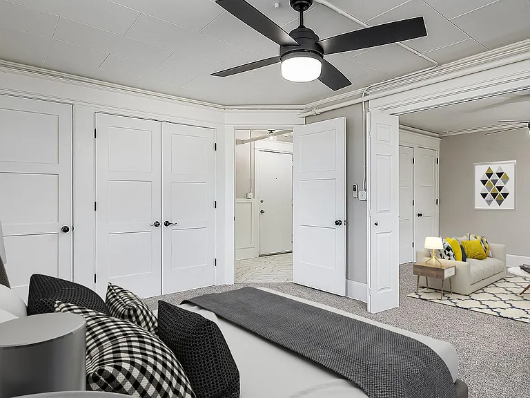 Elegant Renovation! HUGE 1 Bed 1 Bath Available Now! — Photo 21