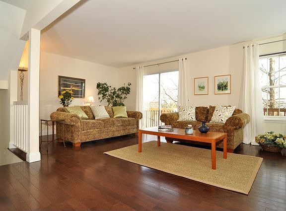 4th image of 422 Carrollwood Dr #422