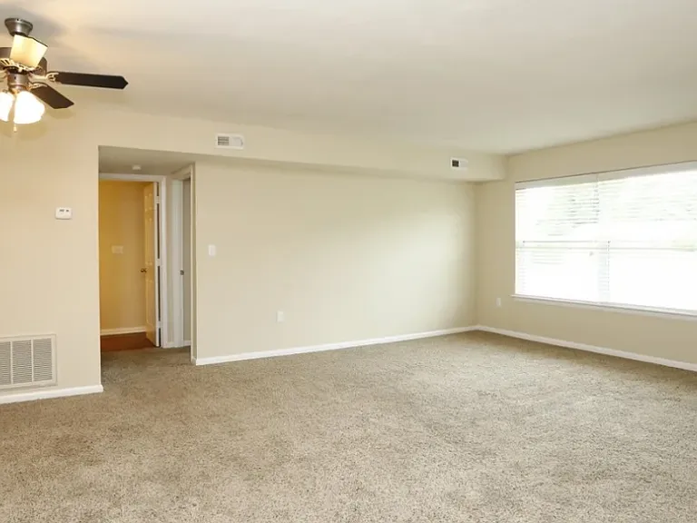 Honeytree Apartments — Photo 4