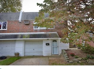 776 Hill Rd, Philadelphia, PA 19128