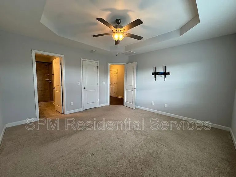 4043 Ironstone Ct — Photo 8