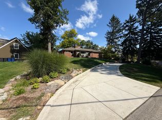 1700 Hamilton Dr, Bloomfield Hills, MI 48302