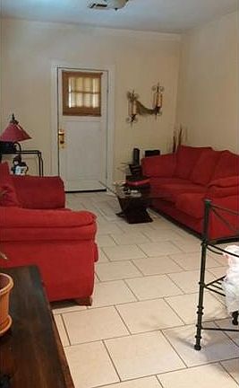 3rd image of 2913-15 General Meyer Ave
