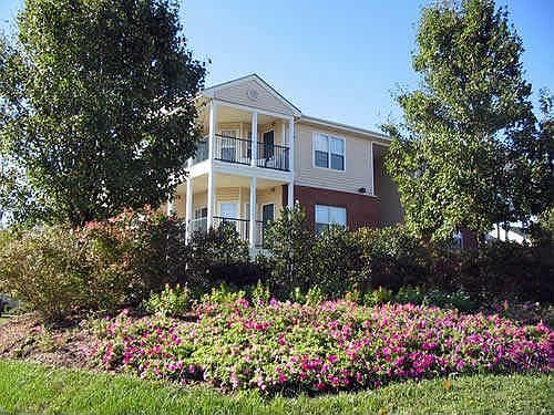 Luxury Condo in Gated, Golf Course Community