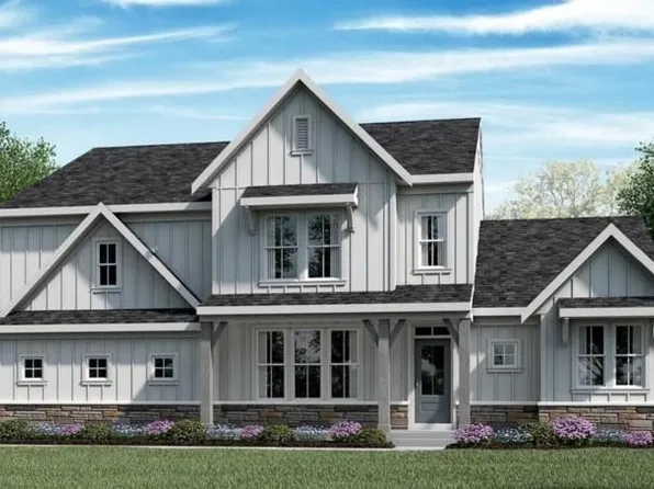 283 Clear Lake Pkwy, Hoschton, GA 30548