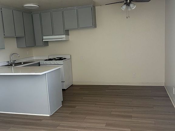 2nd image of 700 S Lake St #214