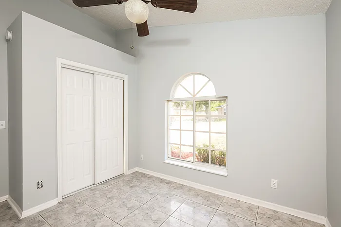 3313 Cypress Point Cir — Photo 10