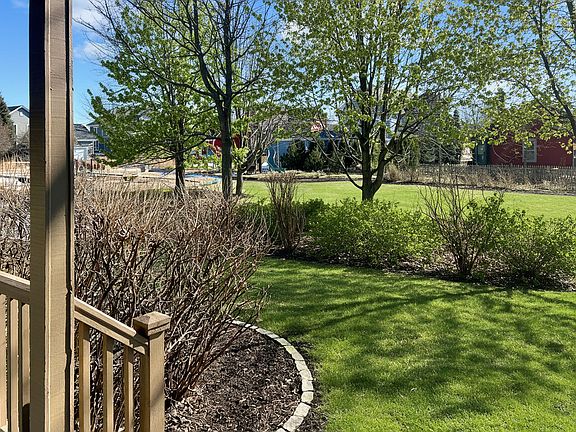 5th image of 1347 Wild Indigo Rd