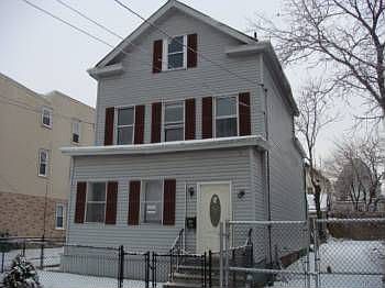 1st image of 195 Littleton Ave