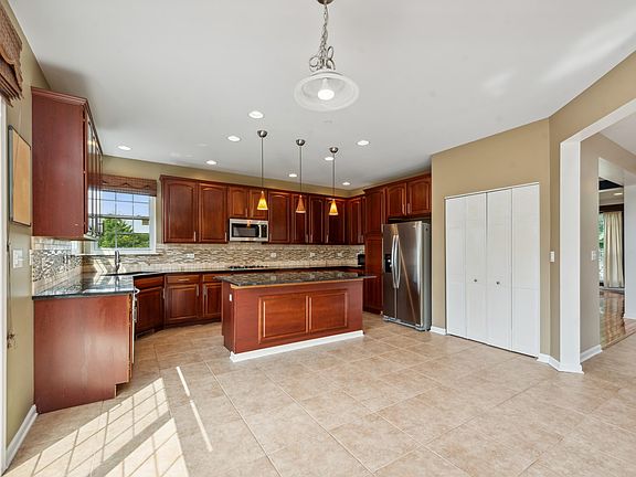Dining Area 2