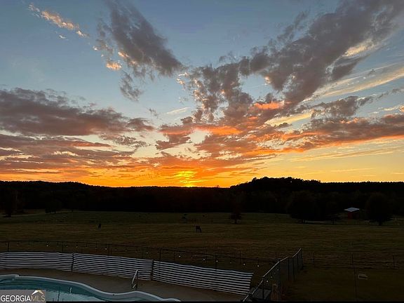 5th image of 1363 McFarlin Bridge Rd