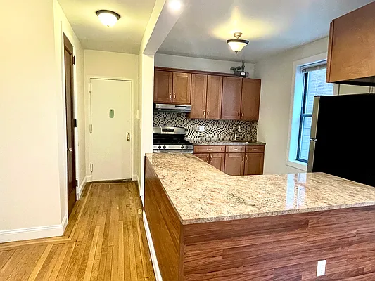 Rented by Corcoran | media 14