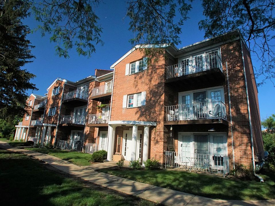 1st image of 684 Quincy Bridge Ln APT 302