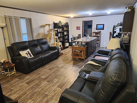5th image of 104 W 8th St Lot 365