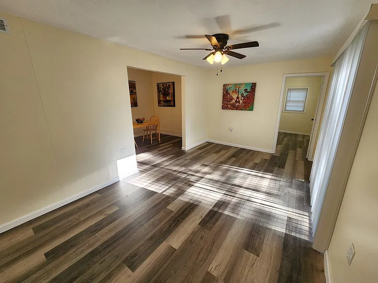 917 SW Watson Ave — Photo 12