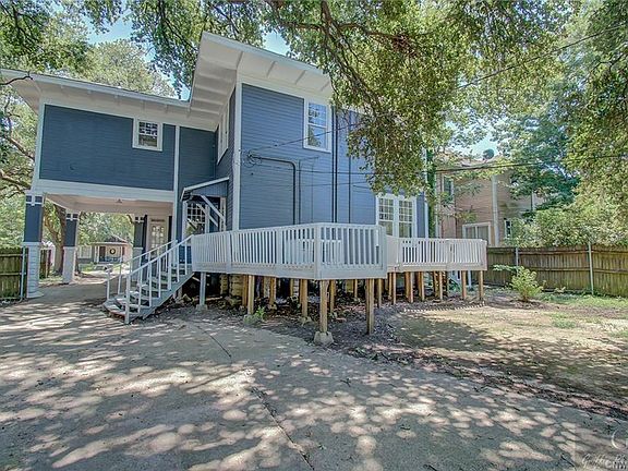 BACK YD ELEVATED DECK
