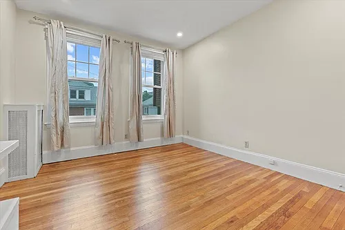 100 Lanark Rd Photo 1