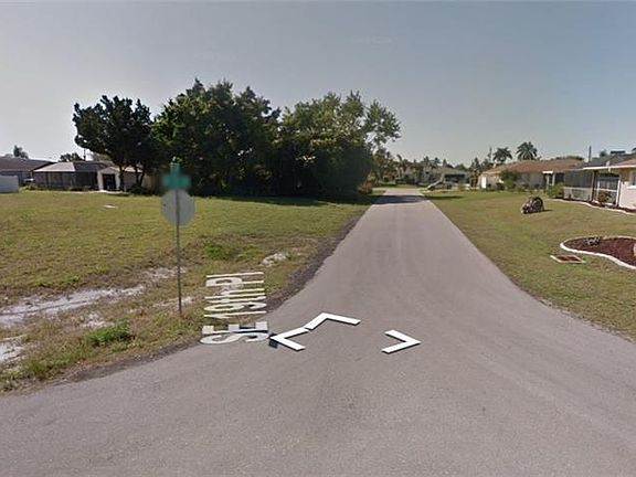 3rd image of 1924 SE 12th St