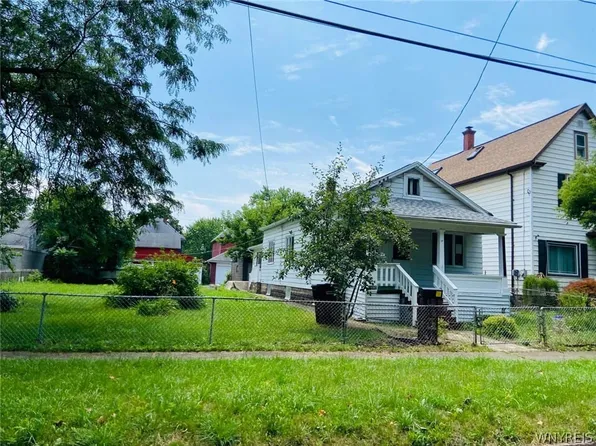 1637 Falls St, Niagara Falls, NY 14303