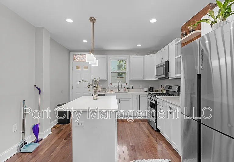 2815 Orleans St — Photo 14