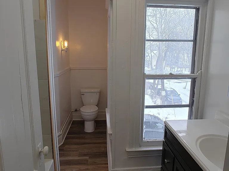 176 S Goodman St #4 — Photo 9
