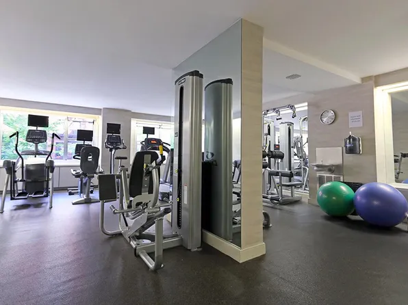 500 East 85th Street 9E image 5 of 5