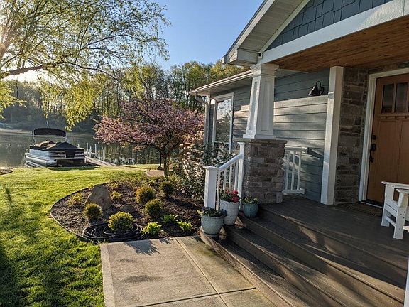 3rd image of 12417 Sunset Dr
